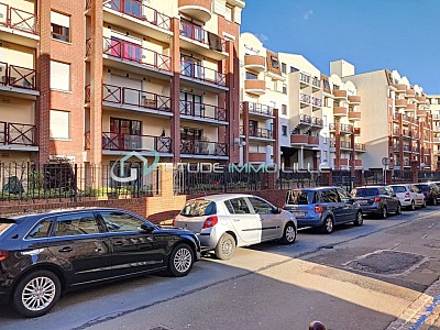PARKING EXTERIEUR A LOUER - LILLE NATIONALE - 85€ charges comprises par mois