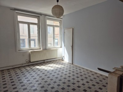 2 plateaux a rnover potentiel T3/T4 A VENDRE - LILLE WAZEMMES - 110 m2 - 189000€