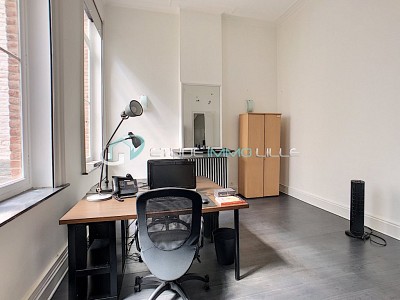 Maison de TYPE 2 + TERRASSE lou en bureau A VENDRE - LILLE REPUBLIQUE - 53.4 m2 - 246750 € 