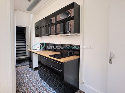 Maison de TYPE 2 + TERRASSE lou en bureau A VENDRE - LILLE REPUBLIQUE - 53.4 m2 - 246750€ 