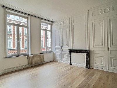 MAISON - LILLE REPUBLIQUE - 250 m2 - 1199000 €