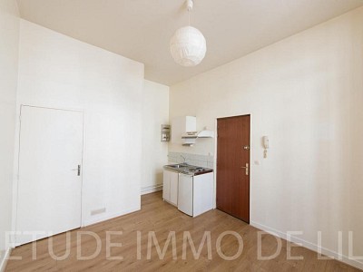 STUDIO - LILLE NATIONALE - 16,7 m2 - LOUÉ