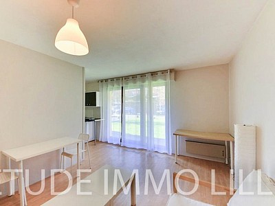STUDIO* A LOUER - LILLE NATIONALE - 31 m2 - 640€ charges comprises par mois