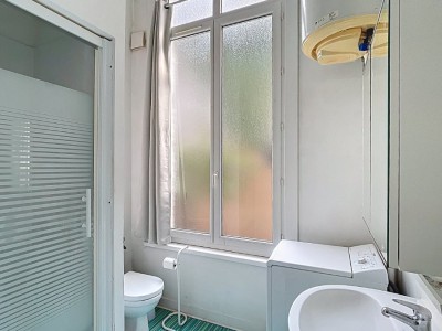 STUDIO A LOUER - LILLE REPUBLIQUE - 26.89 m2 - 603€ charges comprises par mois