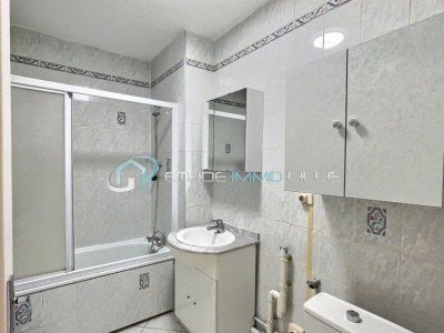 STUDIO A LOUER - LILLE VAUBAN - 25.35 m2 - 625 € charges comprises par mois