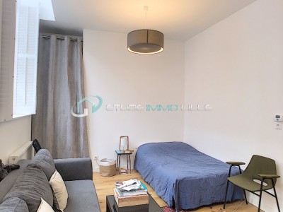 STUDIO A LOUER - VIEUX LILLE - 32.17 m2 - 627€ charges comprises par mois