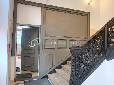 STUDIO A LOUER - VIEUX LILLE - 32.17 m2 - 627€ charges comprises par mois