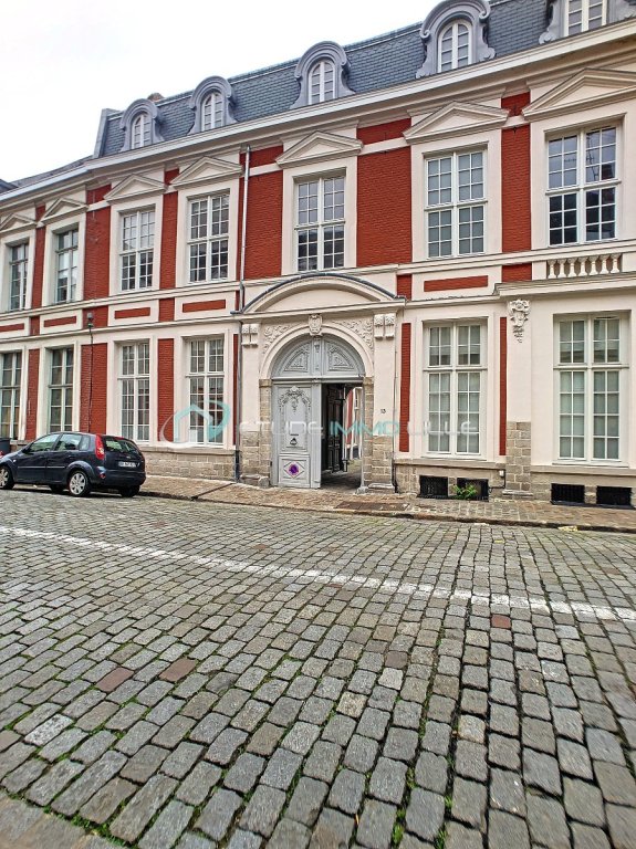 STUDIO* - VIEUX LILLE - 32.17 m2 - 627 &euro; charges comprises par mois