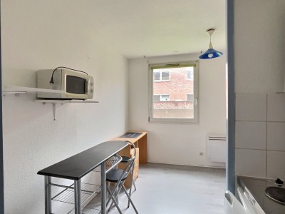 STUDIO - LILLE MONTEBELLO - 17.47 m2 - 83000 €