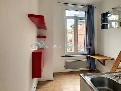 STUDIO - LILLE REPUBLIQUE - 12.78 m2 - VENDU