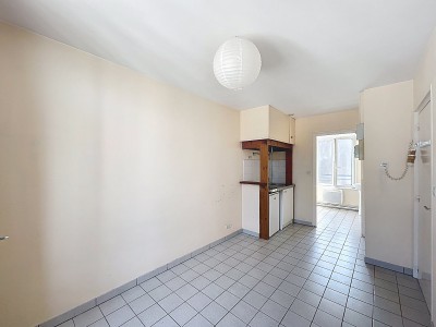 Studio lumineux  600m de La Catho  Idal tudiant ou investisseur