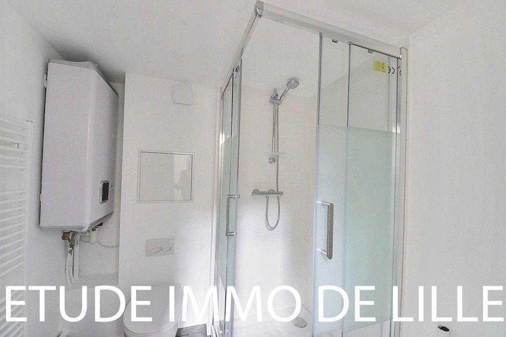 APPARTEMENT T1* - LILLE VAUBAN - 27 m2 - 580 &euro; charges comprises par mois