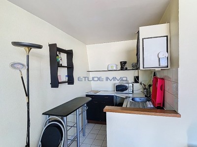 Lille Solférino – T1 lumineux dernier étage – 28,5 m² Carrez / 38 m² au sol