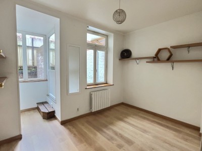 APPARTEMENT T2 A LOUER - LILLE NATIONALE - 37.8 m2 - 820€ charges comprises par mois