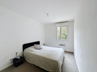 Appartement T2 avec terrasse, résidence sécurisée, au calme,