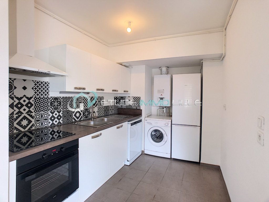 APPARTEMENT T2 A LOUER - WAMBRECHIES - 41.08 m2 - 520 &euro; charges comprises par mois