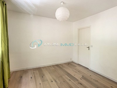 APPARTEMENT T2 - LILLE GARE - 44.65 m2 - 189000€