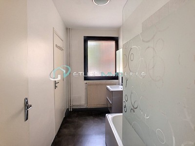 APPARTEMENT T2 - LILLE GARE - 44.65 m2 - 189000€