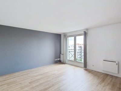 Type 2 coup de coeur St Maur avec parking couvert. A VENDRE - LILLE SAINT MAUR - 50.03 m2 - 214 500 €