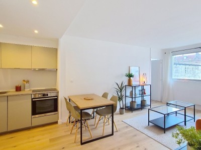 BEAU TYPE 2 LILLE ST MICHEL