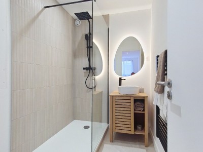 BEAU TYPE 2 LILLE ST MICHEL AVEC PARKING S/SOL