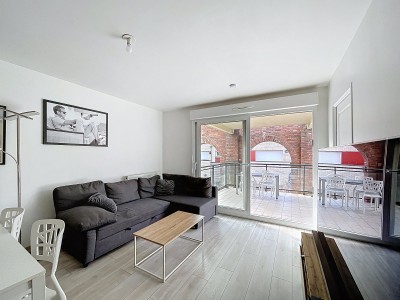 Beau T2 en coeur d ilt -Terrasse et parking