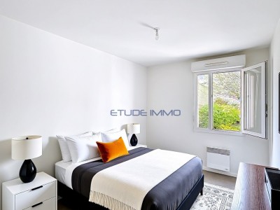 Appartement T2 avec terrasse, r�sidence s�curis�e, au calme, box en sous-sol