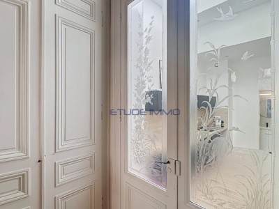 EXCLUSIF VAUBAN CATHO BEAU T2 DE CHARME