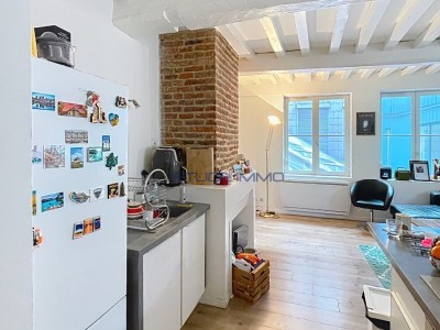 T2 Vieux-Lille hyper centre � 44 m� � Charme, rue pi�tonne, proche Grand-Place