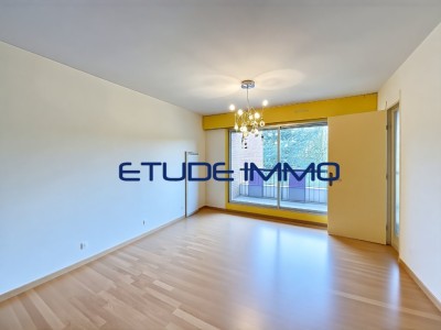 TYPE 2 LOOS PARC DU CHATEAU AVEC PARKING ET BALCON