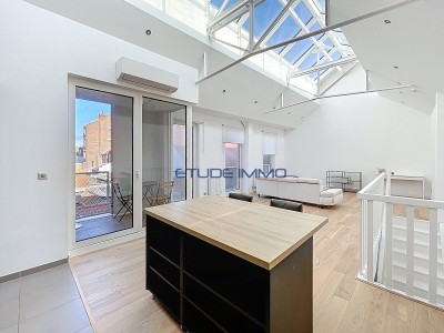 Duplex invers� Lille Gambetta 78 m� � Loft lumineux avec balcon, parking et cave