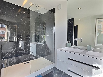 APPARTEMENT T3 - LILLE SACRE COEUR - 70 m2 - 369000€