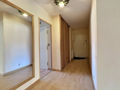 APPARTEMENT T4 - LILLE VAUBAN PORT DE LILLE - 93.98 m2 - LOUÉ