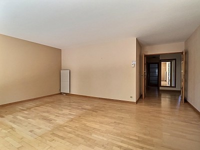 APPARTEMENT T4 A LOUER - LILLE VAUBAN PORT DE LILLE - 95.58 m2 - 1 449 € charges comprises par mois