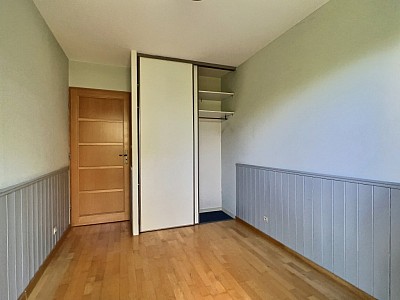 APPARTEMENT T4 A LOUER - LILLE VAUBAN PORT DE LILLE - 95.58 m2 - 1 449 € charges comprises par mois