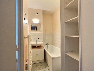 APPARTEMENT T4 A LOUER - LILLE VAUBAN PORT DE LILLE - 95.58 m2 - 1 449 € charges comprises par mois