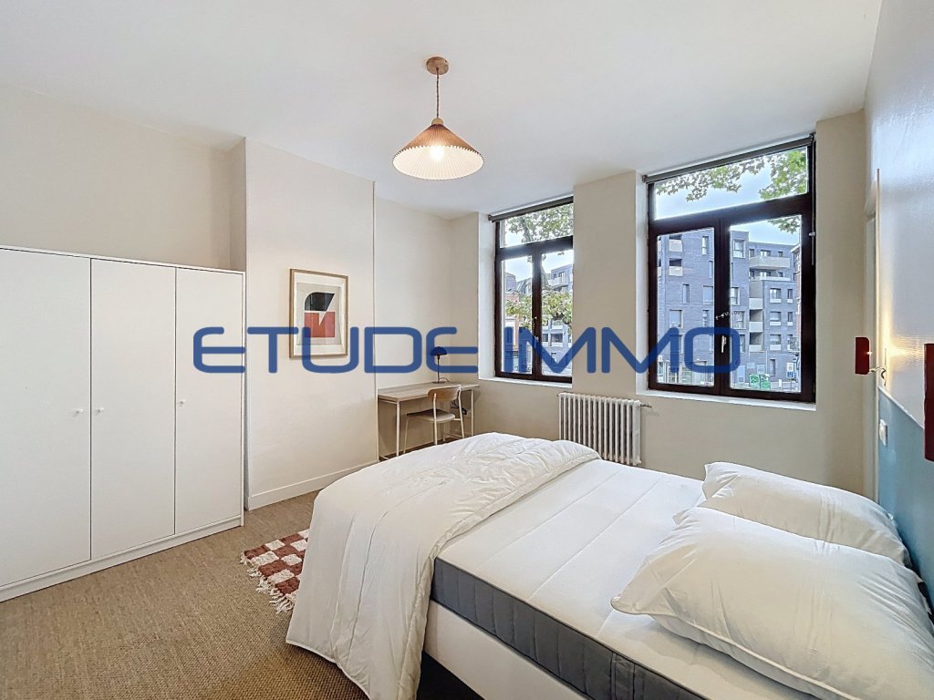 Maison rénovée 200 m² à Lille - 6 chambres et potentiel locatif