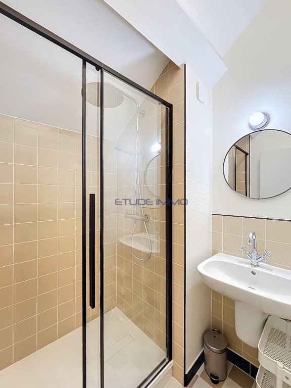 Maison rénovée 200 m² à Lille - 6 chambres et potentiel locatif