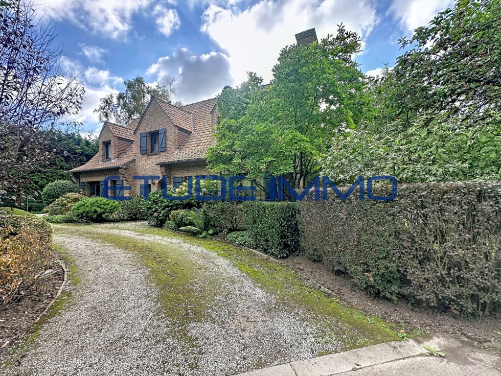 Croisée Laroche Villa individuelle dans  Allée privée