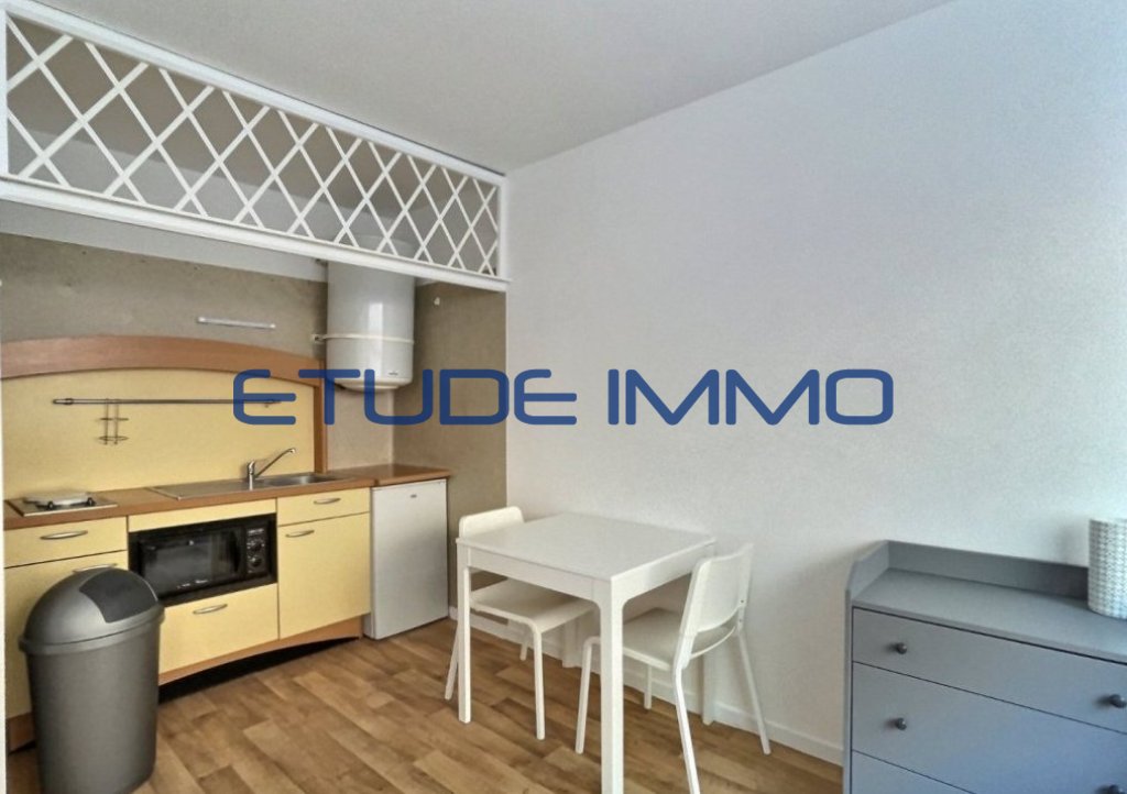STUDIO A LOUER - LILLE VAUBAN - 25.35 m2 - 625 &euro; charges comprises par mois