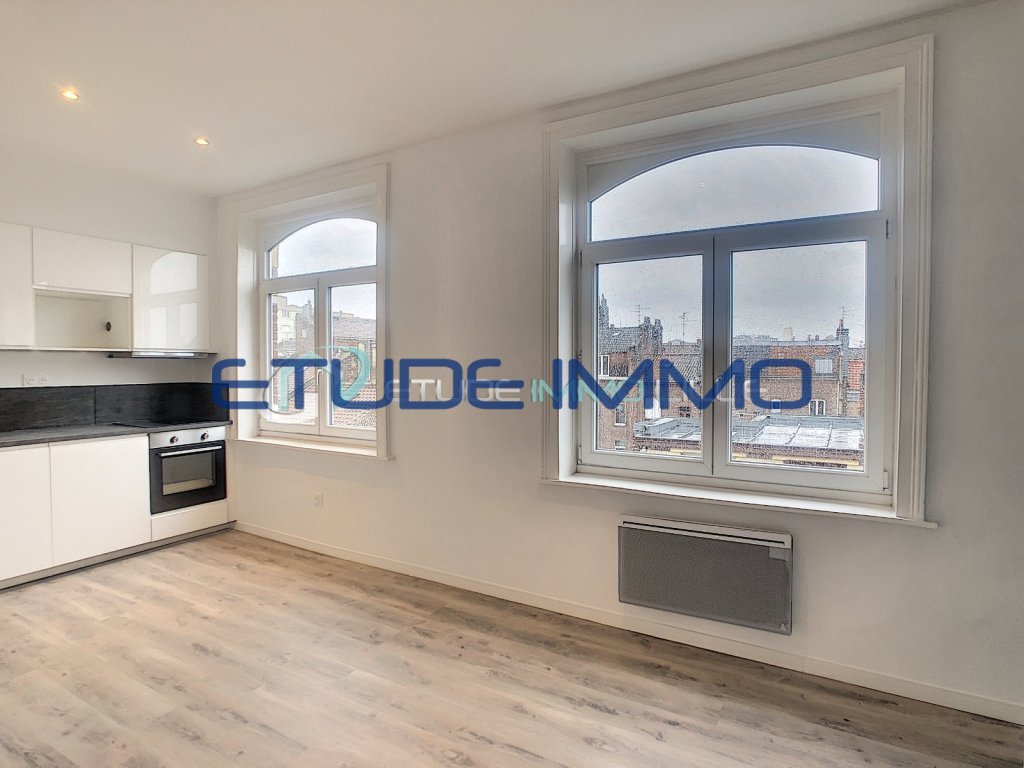 APPARTEMENT T1 - LILLE CORMONTAIGNE - 29.2 m2 - LOU&Eacute;