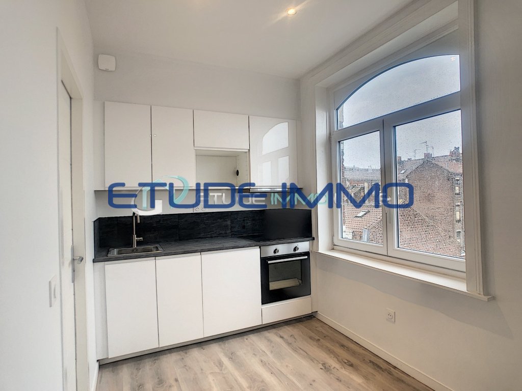 APPARTEMENT T1 - LILLE CORMONTAIGNE - 29.2 m2 - LOU&Eacute;
