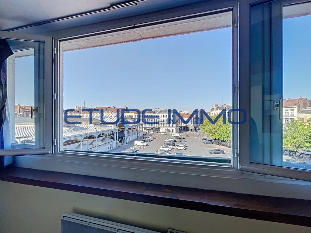 Lille Solférino – T1 lumineux dernier étage – 28,5 m² Carrez / 38 m² au sol