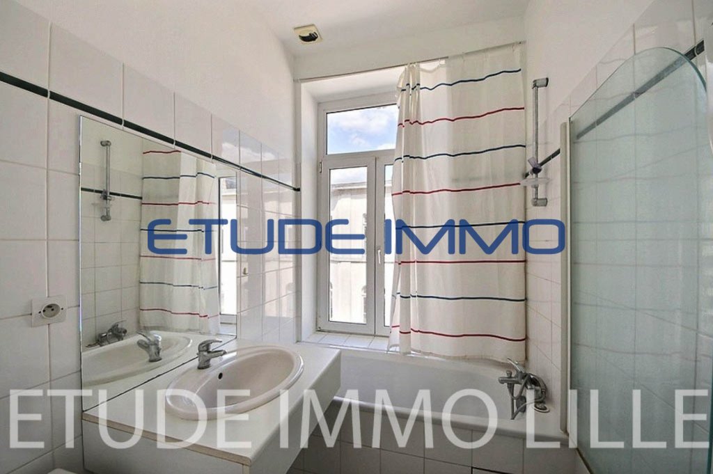 APPARTEMENT T2 A LOUER - LILLE NATIONALE - 37.5 m2 - 650 &euro; charges comprises par mois