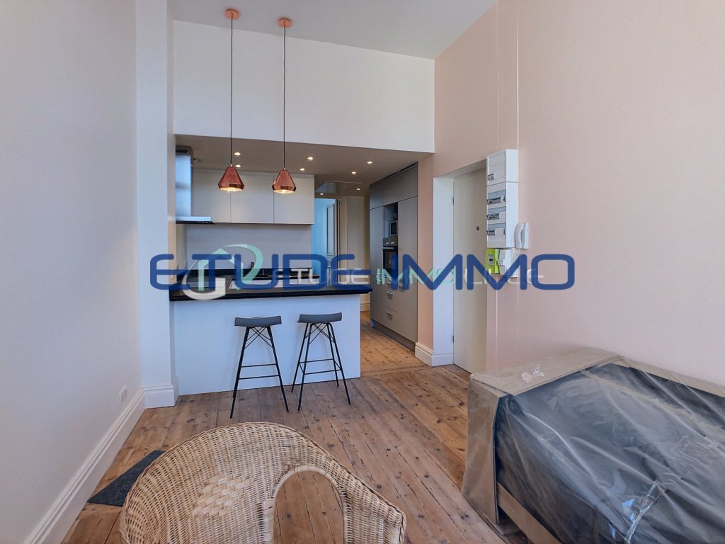 APPARTEMENT T2 A LOUER - LILLE SOLFERINO SACRE COEUR - 37.05 m2 - 850 &euro; charges comprises par mois