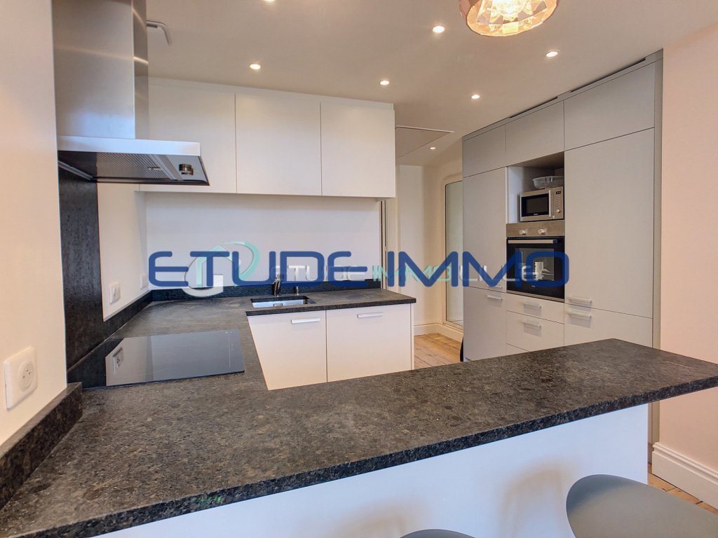 APPARTEMENT T2 A LOUER - LILLE SOLFERINO SACRE COEUR - 37.05 m2 - 850 &euro; charges comprises par mois