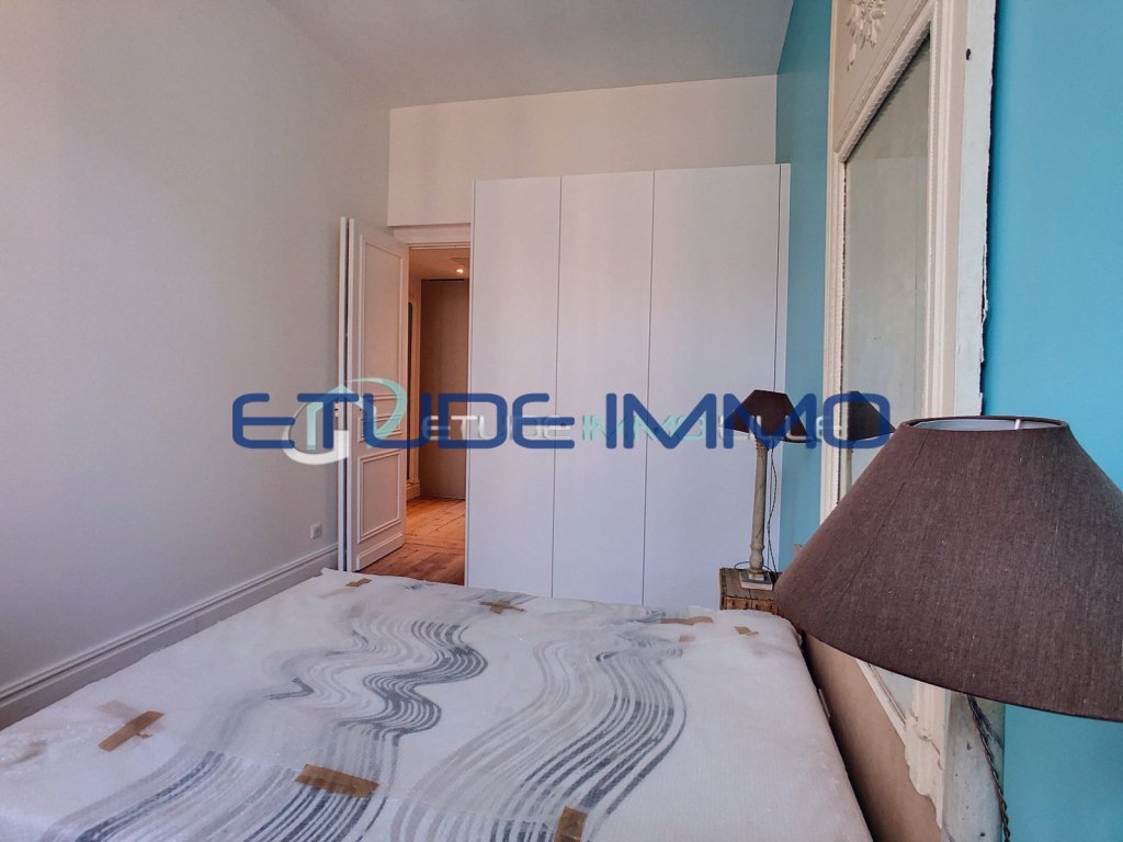 APPARTEMENT T2 A LOUER - LILLE SOLFERINO SACRE COEUR - 37.05 m2 - 850 &euro; charges comprises par mois
