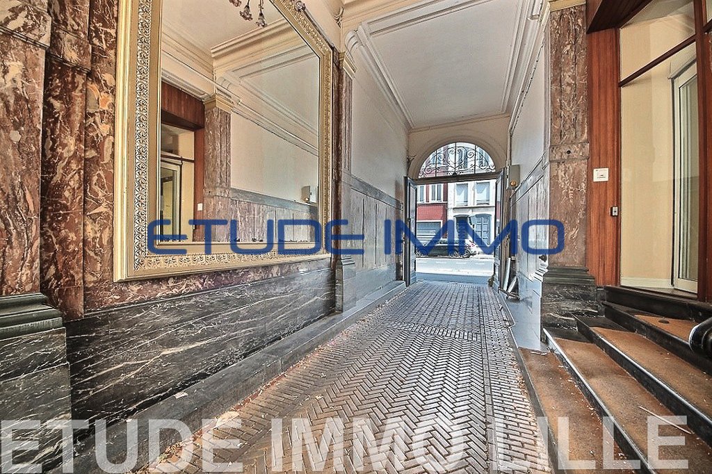 APPARTEMENT T2 A LOUER - LILLE SOLFERINO SACRE COEUR - 37.05 m2 - 850 &euro; charges comprises par mois