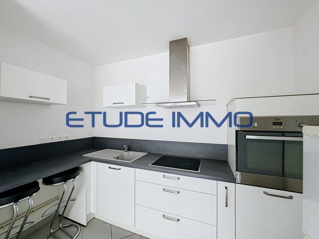 Appartement T2 avec terrasse, résidence sécurisée, au calme,