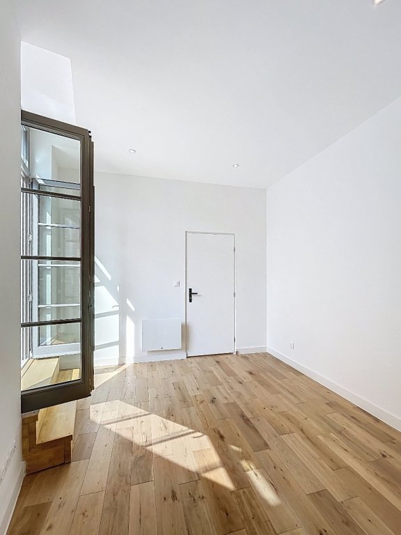 T2 Lille hypercentre – Terrasse 18 m², proche Vieux Lille*